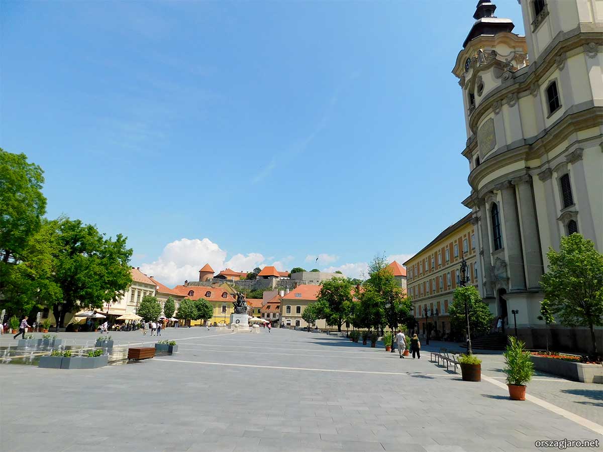 Dobó István tér - Eger