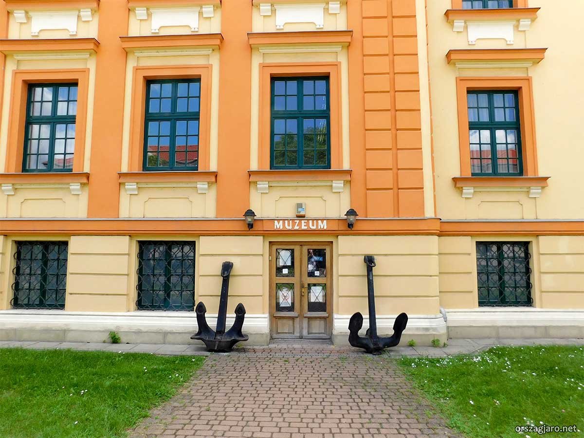 Tengerészeti kiállítás - Komárom