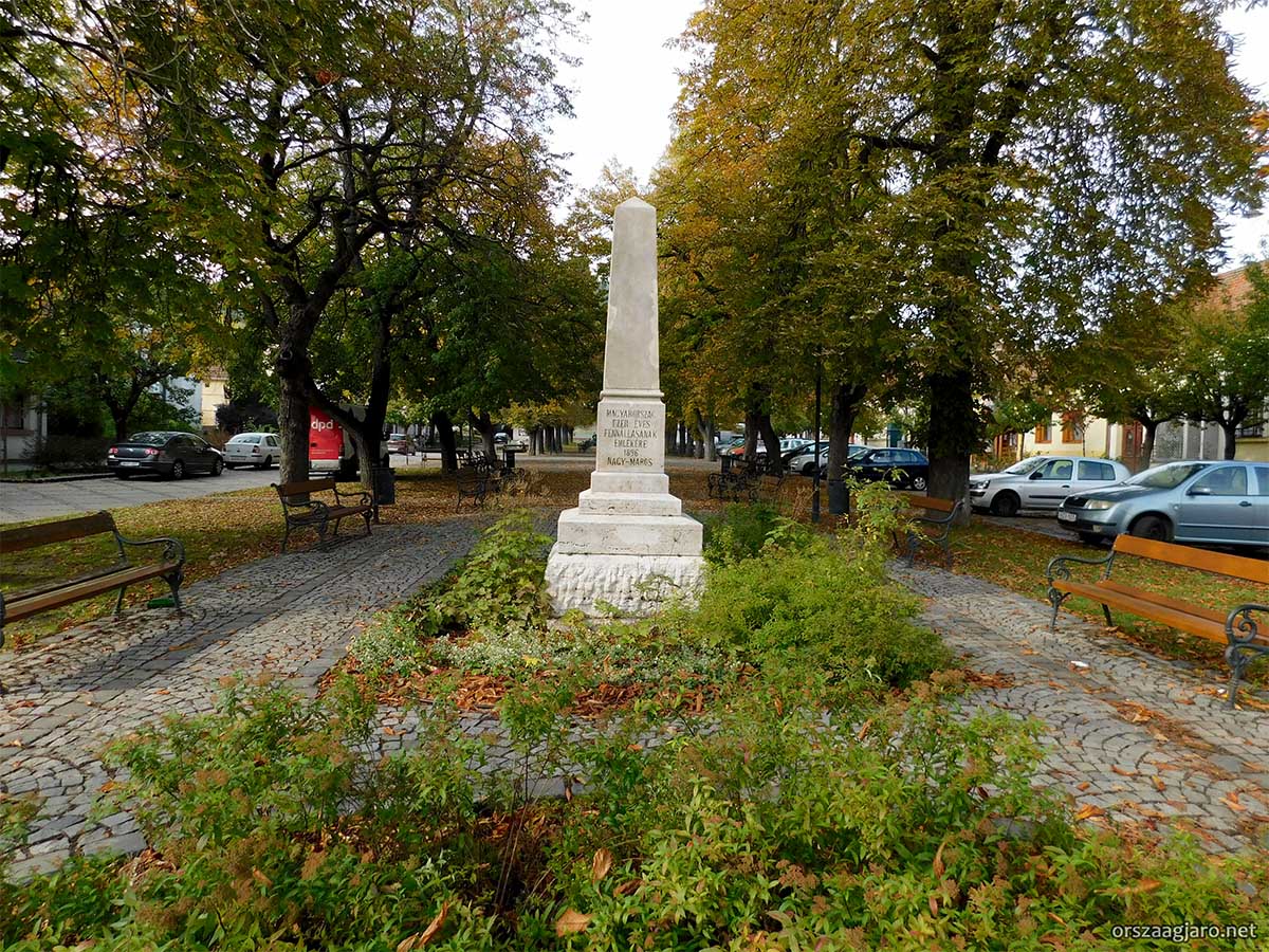 Millenniumi emlékmű - Nagymaros