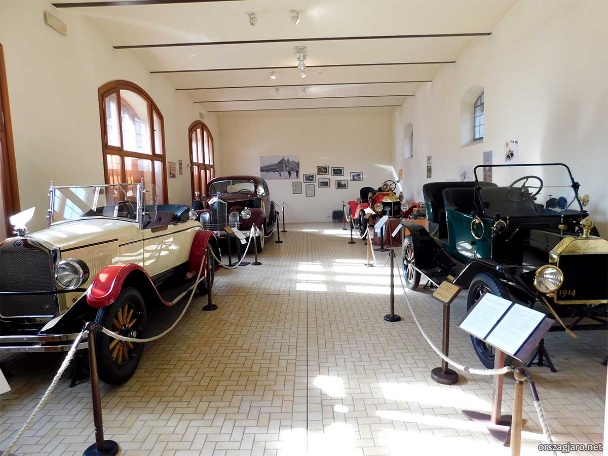 Hintómúzeum - Festetics kastély