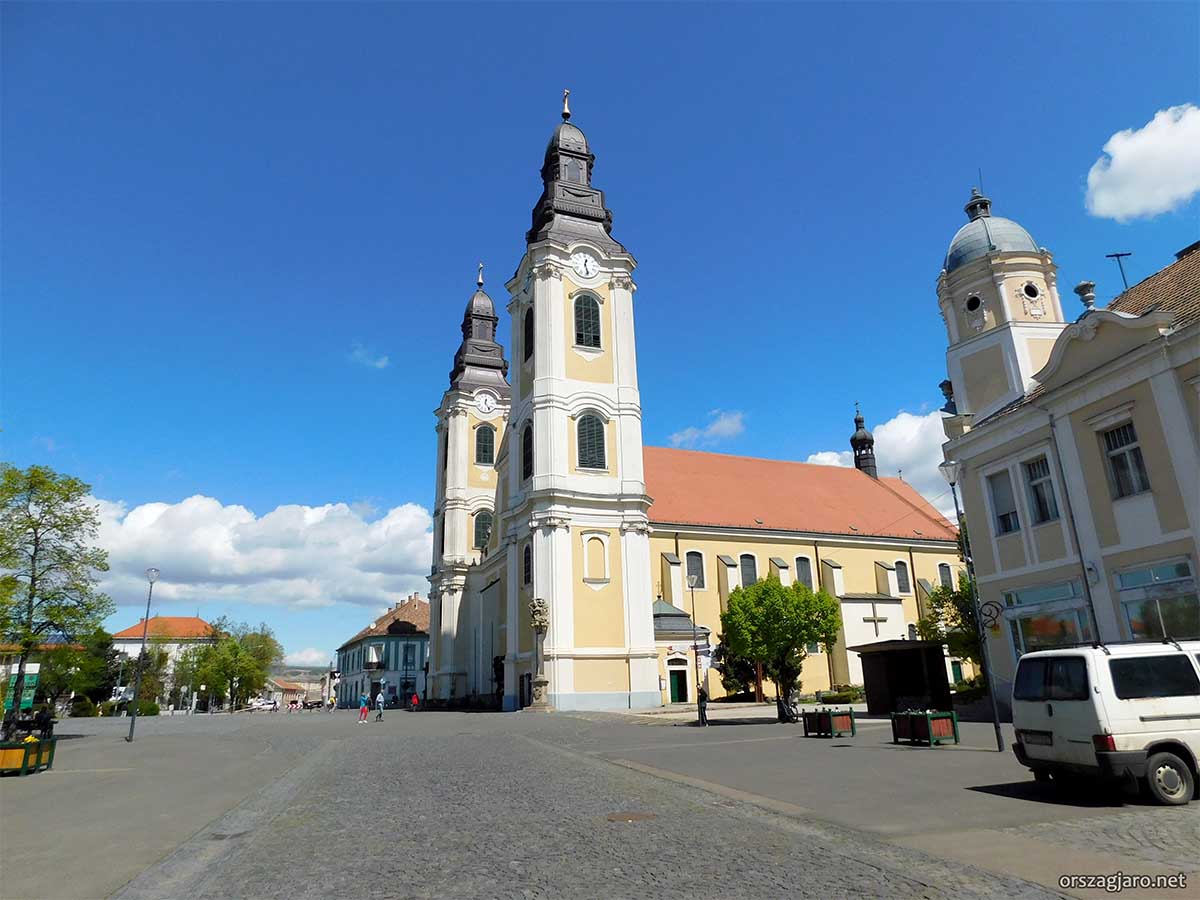 Gyöngyös - Szent Bertalan templom