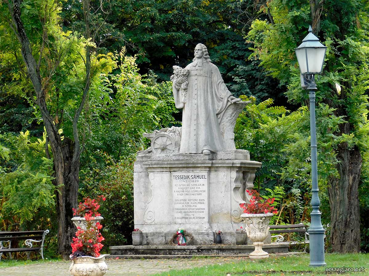 Tessedik szobor - Szarvas
