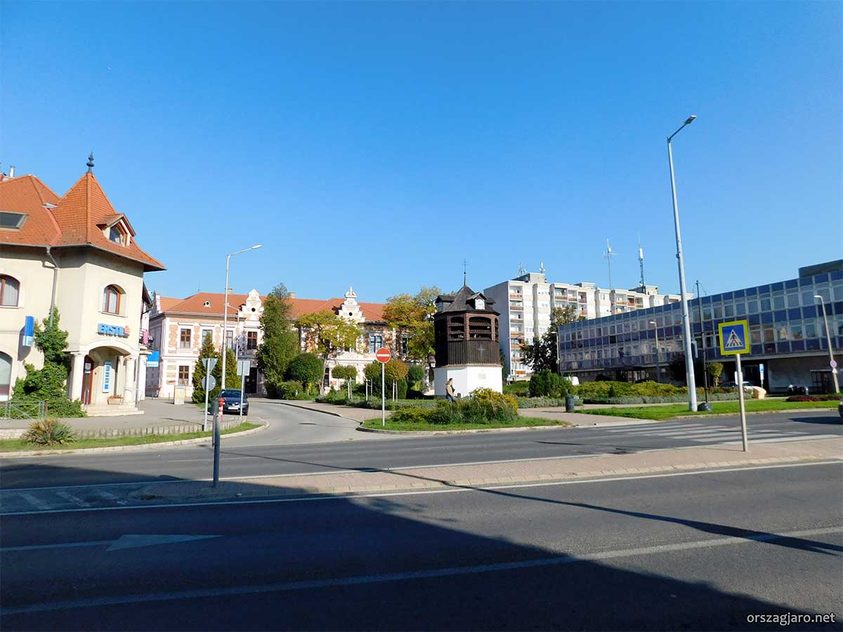 Országgyűlés tér - Tata