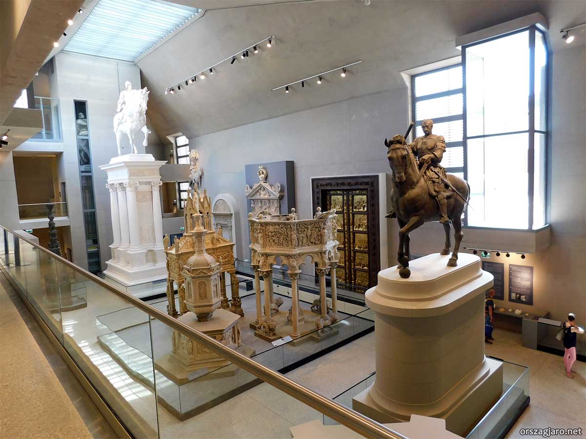 Csillagerőd csarnok