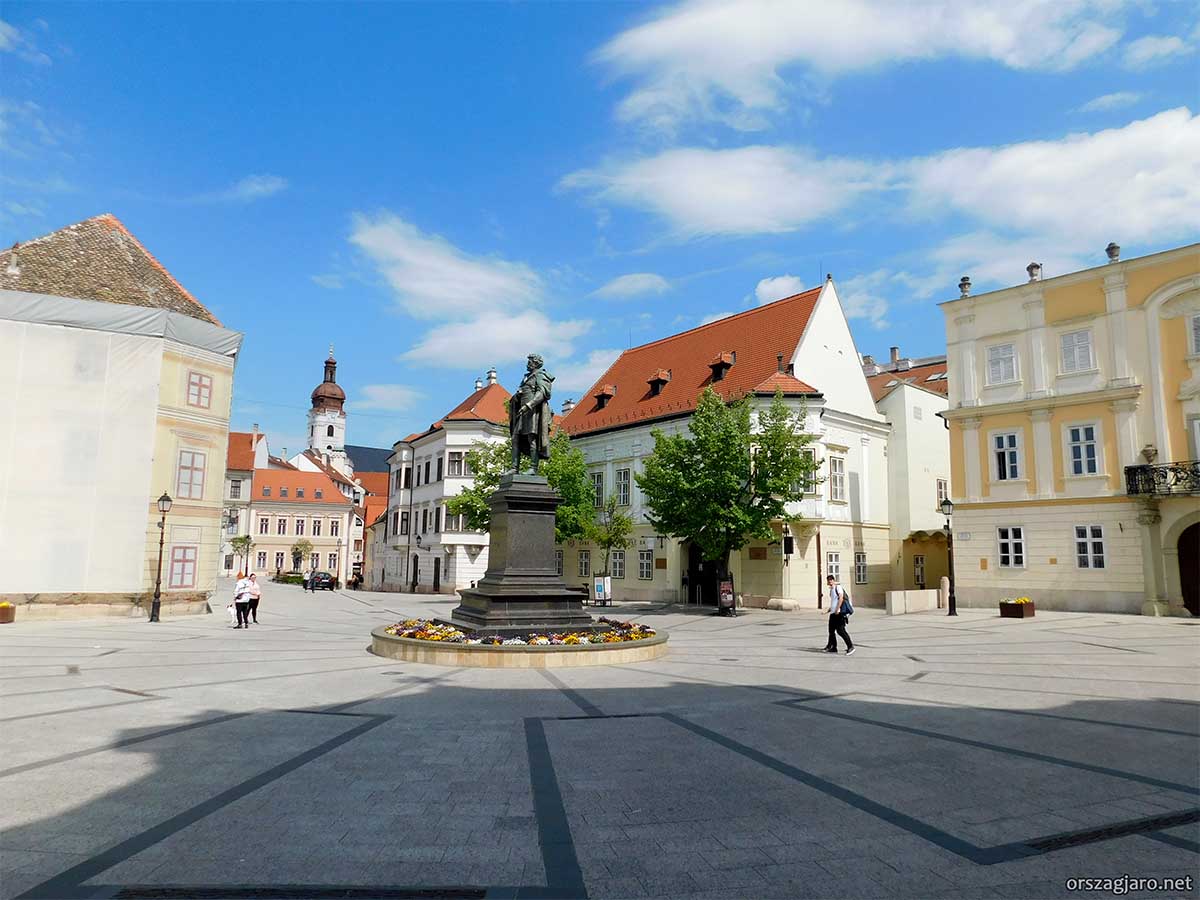 Bécsi kapu tér - Győr
