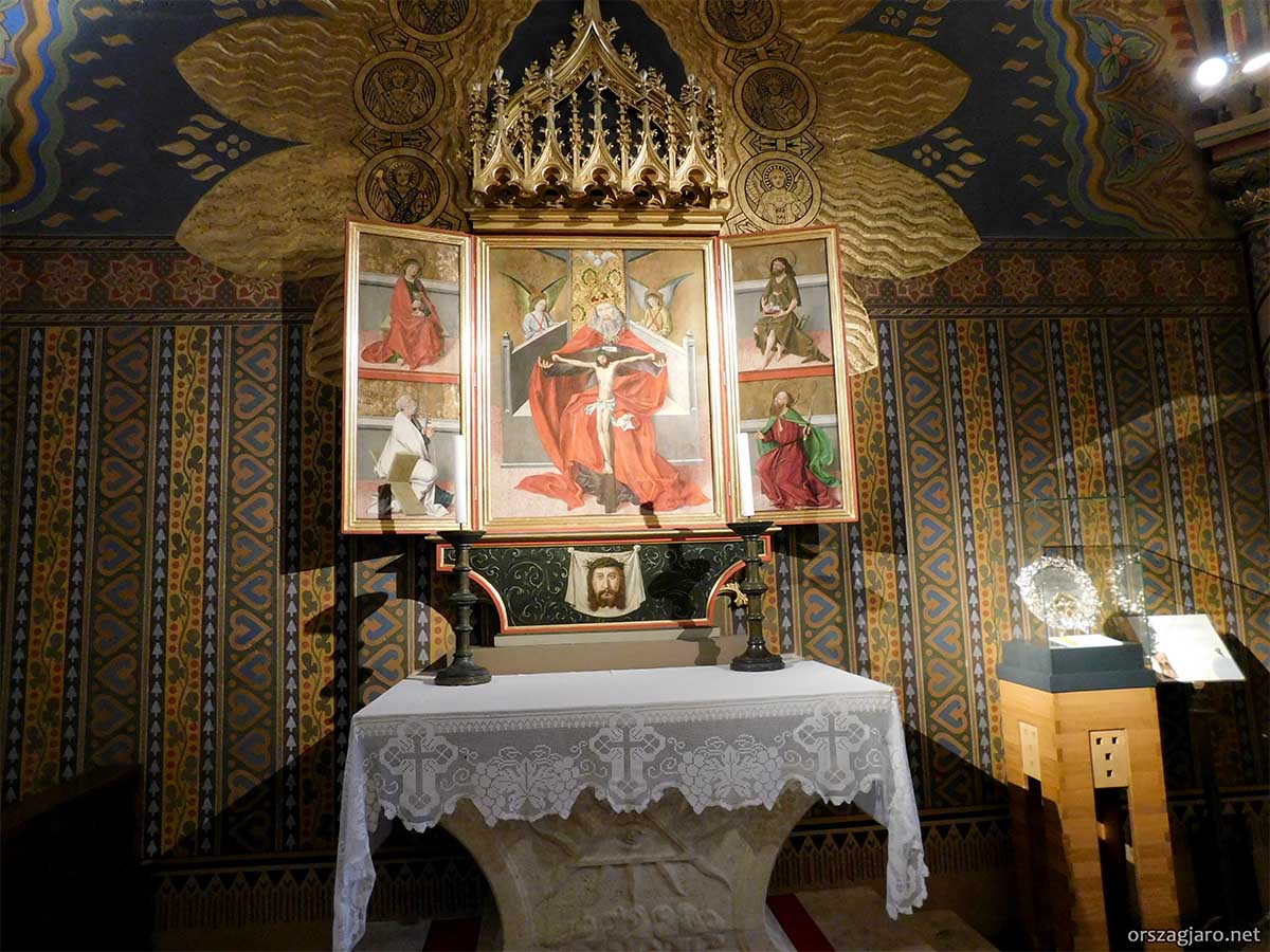 Mátyás templom - Szentháromság kápolna