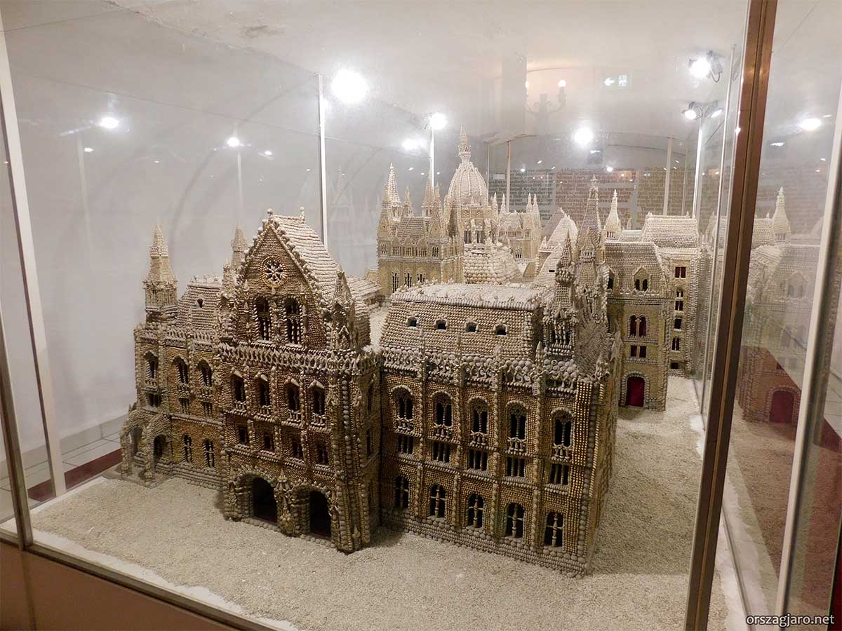 Csigaparlament - Keszthely